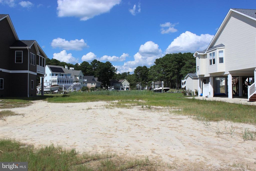 933 SAILORS CT, Greenbackville, VA 23356