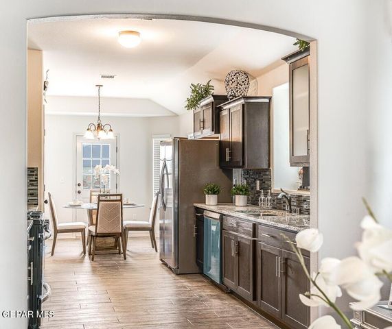 353 Moreland Drive, Clint, TX 79836