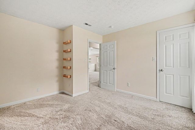 417 Hollyhock Court, Trenton, OH 45067