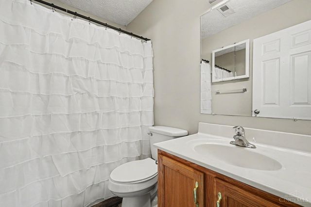 417 Hollyhock Court, Trenton, OH 45067
