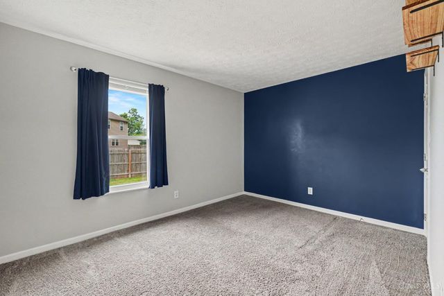 417 Hollyhock Court, Trenton, OH 45067
