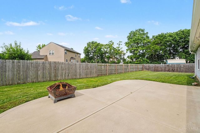 417 Hollyhock Court, Trenton, OH 45067