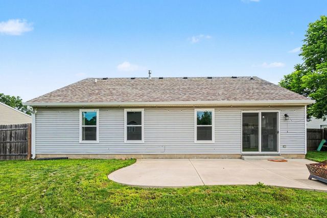 417 Hollyhock Court, Trenton, OH 45067