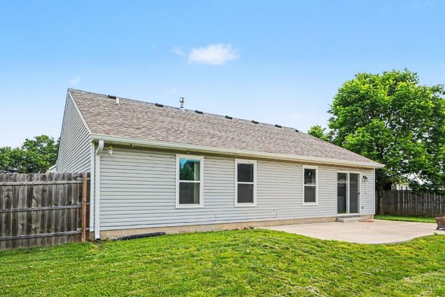 417 Hollyhock Court, Trenton, OH 45067