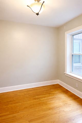 2302 W Sunnyside Avenue 2W, Chicago, IL 60625