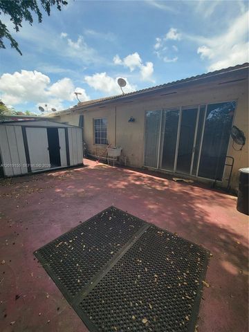 15257 SW 138th Ct ., Miami, FL 33177