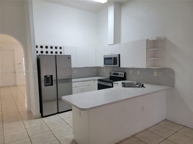 15257 SW 138th Ct ., Miami, FL 33177