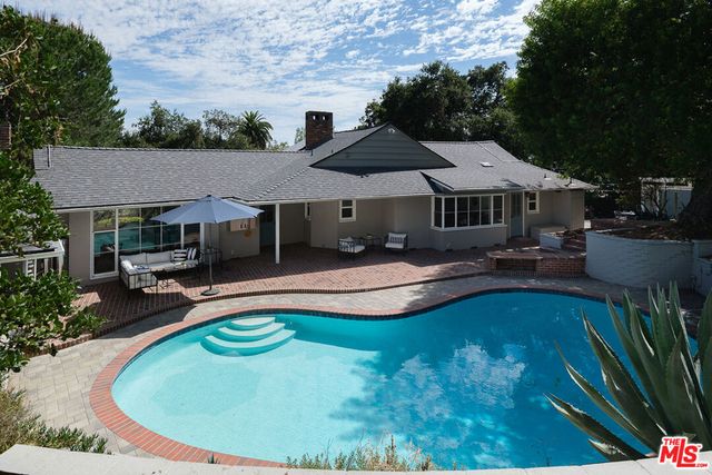 1955 Windover Road, Pasadena, CA 91107