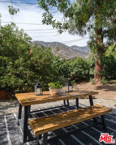 1955 Windover Road, Pasadena, CA 91107