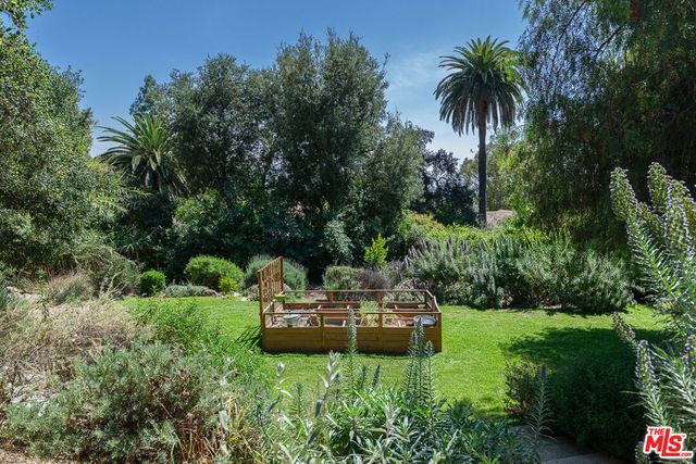 1955 Windover Road, Pasadena, CA 91107