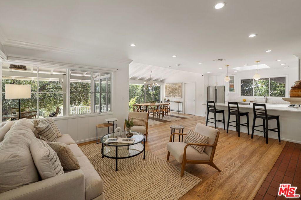 Image 17 of property listing at 1955 Windover Road, Pasadena, CA 91107