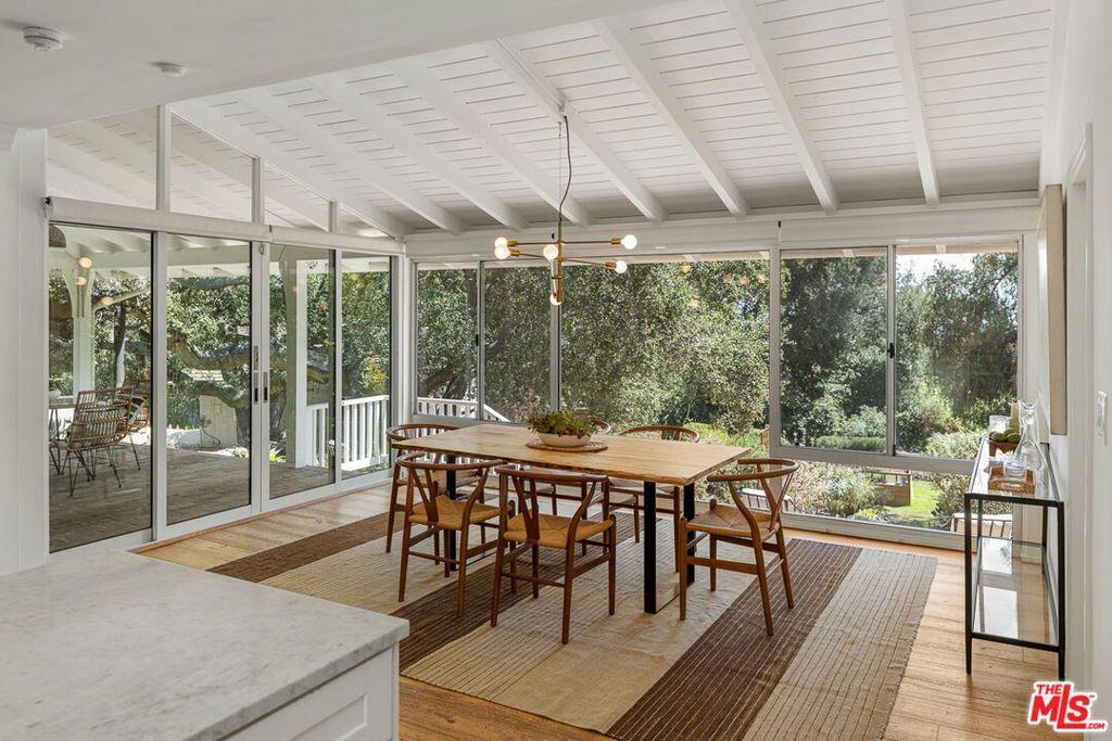 Image 22 of property listing at 1955 Windover Road, Pasadena, CA 91107
