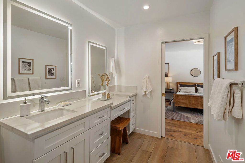 Image 31 of property listing at 1955 Windover Road, Pasadena, CA 91107