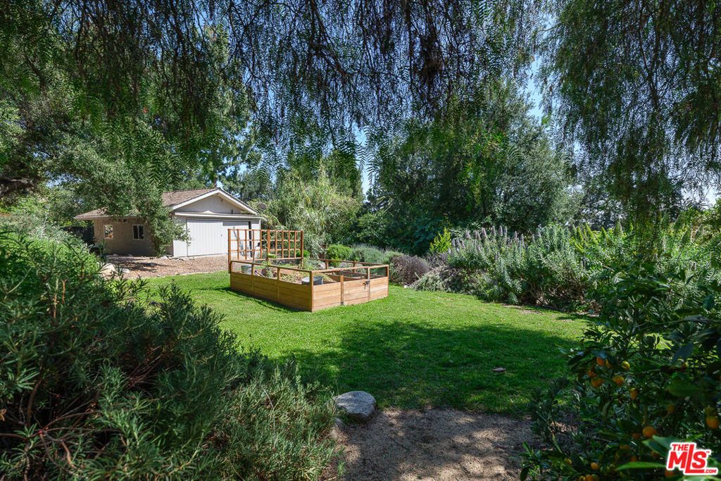 Image 56 of property listing at 1955 Windover Road, Pasadena, CA 91107