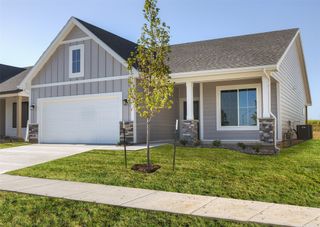 1528 Garland Avenue, Norwalk, IA 50021