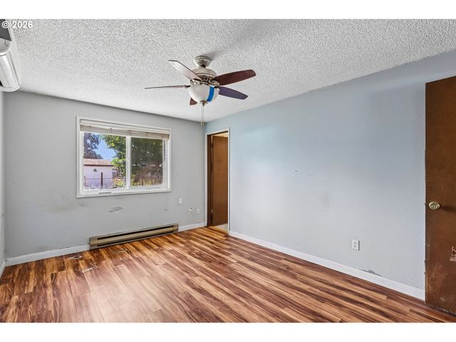 1759 Ne 24TH Ave, Hillsboro, OR 97124