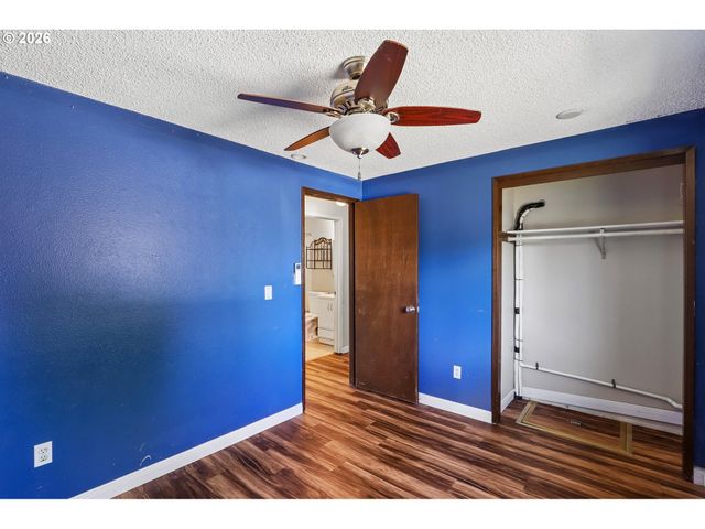 1759 Ne 24TH Ave, Hillsboro, OR 97124