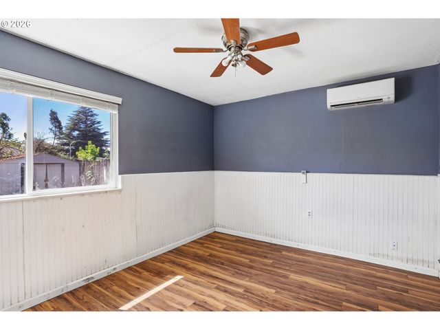 1759 Ne 24TH Ave, Hillsboro, OR 97124