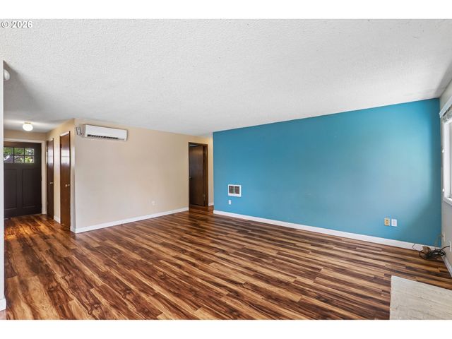 1759 Ne 24TH Ave, Hillsboro, OR 97124