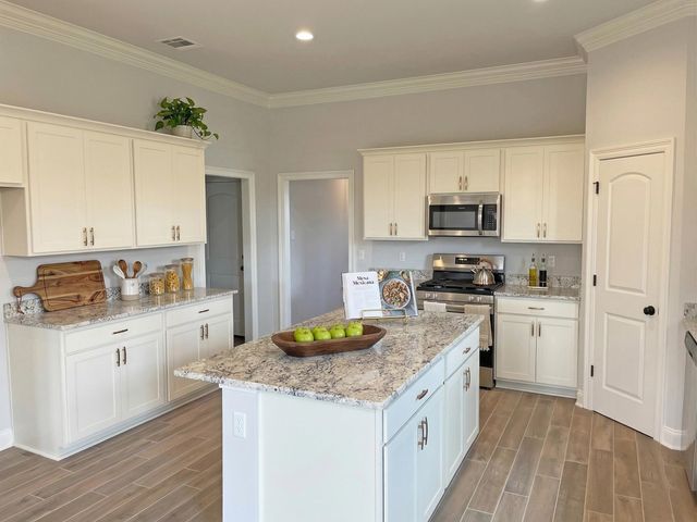 354 Rue Evangeline, Houma, LA 70364