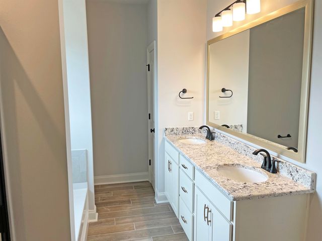 354 Rue Evangeline, Houma, LA 70364