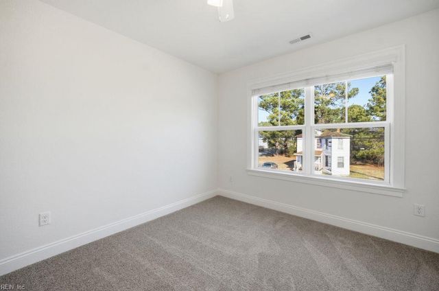 729 Brook AVE, Suffolk, VA 23434