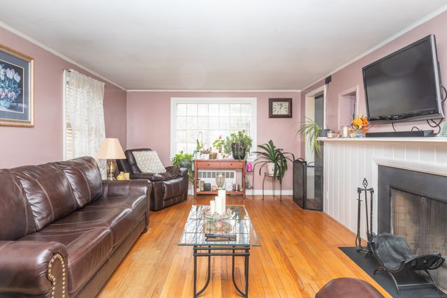 8 Hickory Hill Road, New Britain, CT 06052