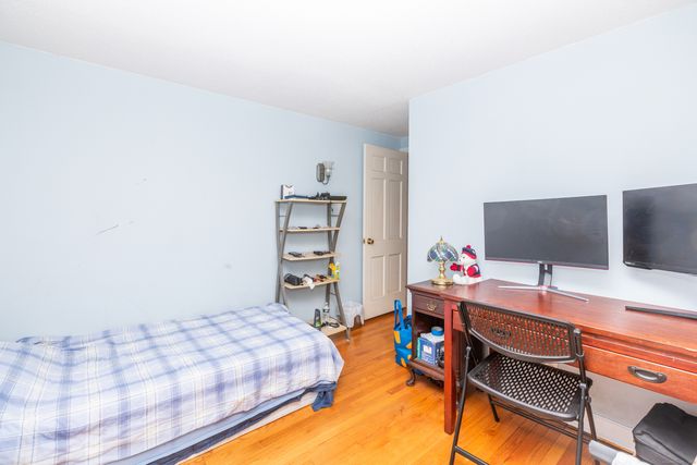 8 Hickory Hill Road, New Britain, CT 06052