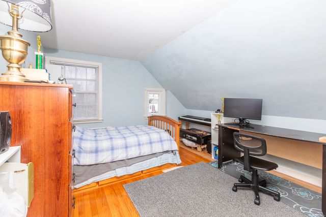 8 Hickory Hill Road, New Britain, CT 06052