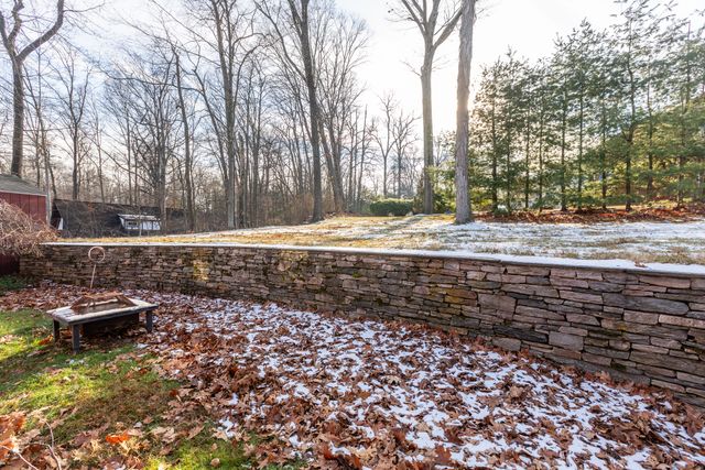 8 Hickory Hill Road, New Britain, CT 06052