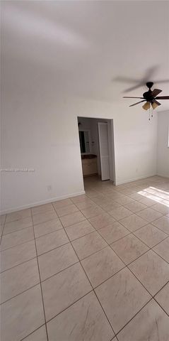 11041 SW 140th Ave, Miami, FL 33186