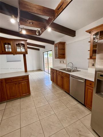 11041 SW 140th Ave, Miami, FL 33186