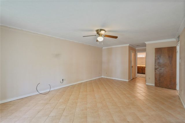 5445 Whitemarsh Dr, Corpus Christi, TX 78413