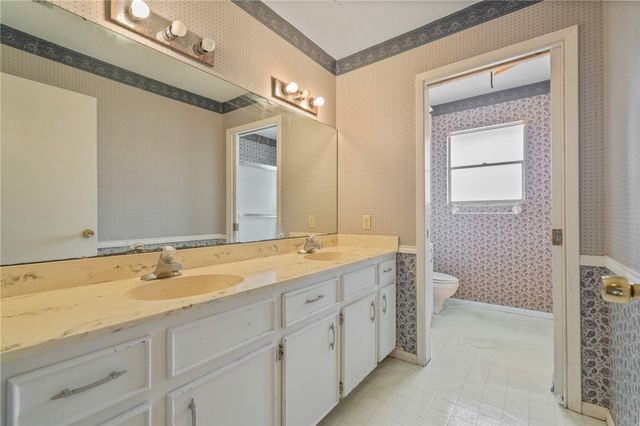 5445 Whitemarsh Dr, Corpus Christi, TX 78413