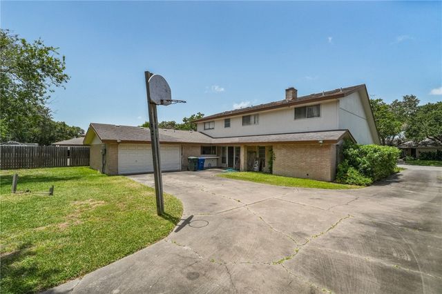 5445 Whitemarsh Dr, Corpus Christi, TX 78413