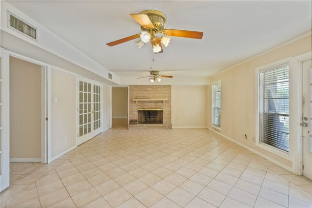 5445 Whitemarsh Dr, Corpus Christi, TX 78413