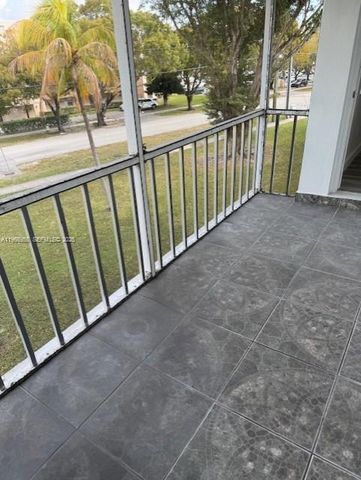 1400 NE 191st Street 308, Miami, FL 33179