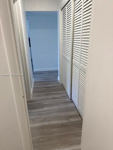 1400 NE 191st Street 308, Miami, FL 33179
