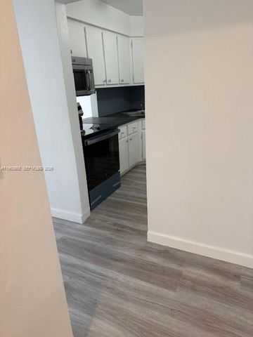 1400 NE 191st Street 308, Miami, FL 33179