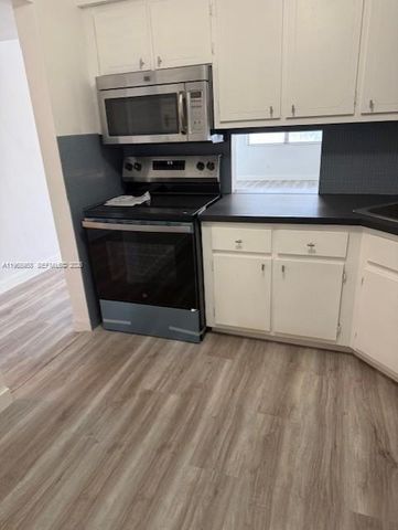 1400 NE 191st Street 308, Miami, FL 33179