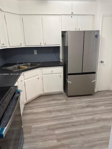 1400 NE 191st Street 308, Miami, FL 33179