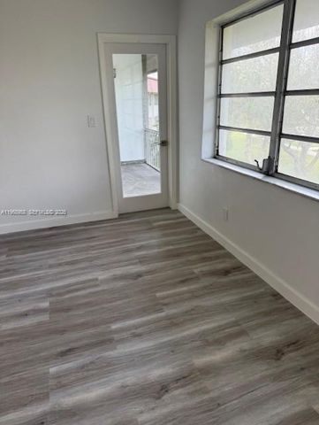1400 NE 191st Street 308, Miami, FL 33179