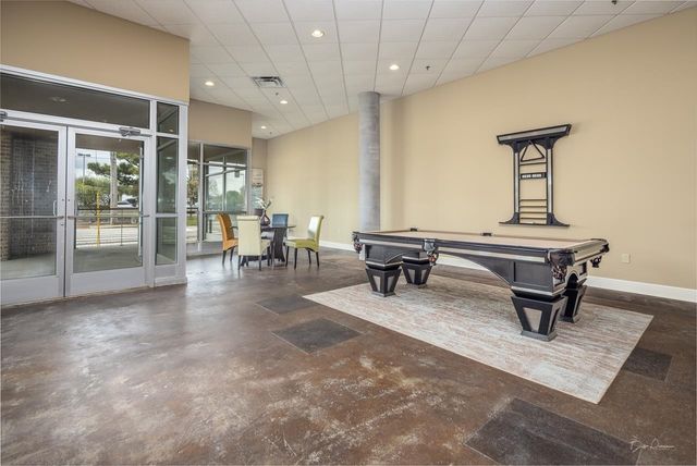 648 S Riverside Dr Apt 316, Memphis, TN 38103