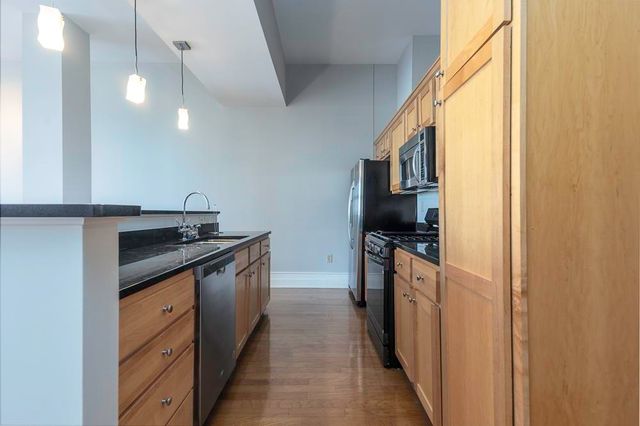 648 S Riverside Dr Apt 316, Memphis, TN 38103