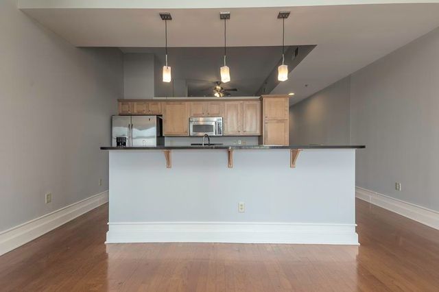 648 S Riverside Dr Apt 316, Memphis, TN 38103