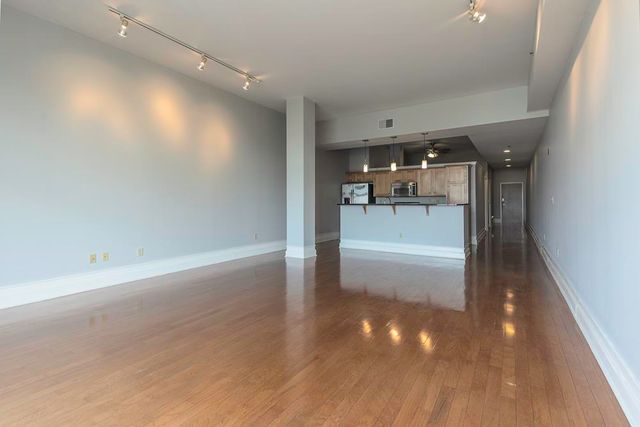 648 S Riverside Dr Apt 316, Memphis, TN 38103