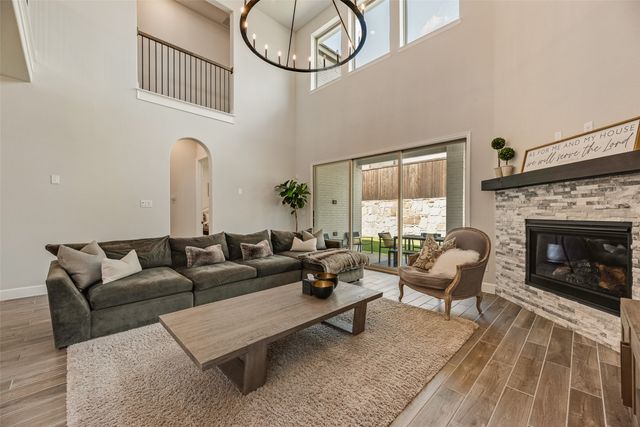 1753 Sir Dustin Lane, Carrollton, TX 75010