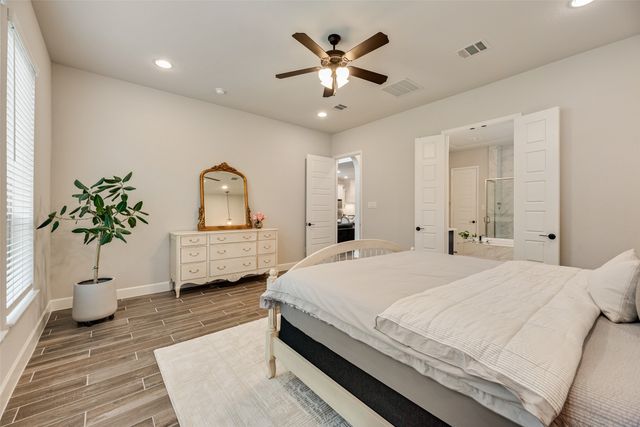 1753 Sir Dustin Lane, Carrollton, TX 75010