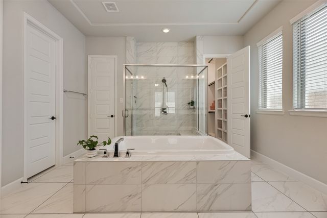 1753 Sir Dustin Lane, Carrollton, TX 75010