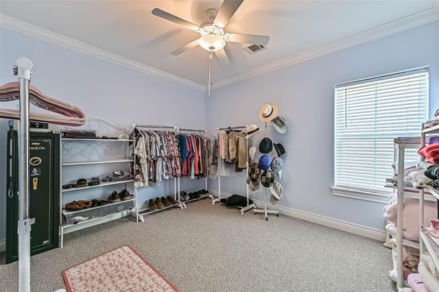 6 Compass Circle, Galveston, TX 77554